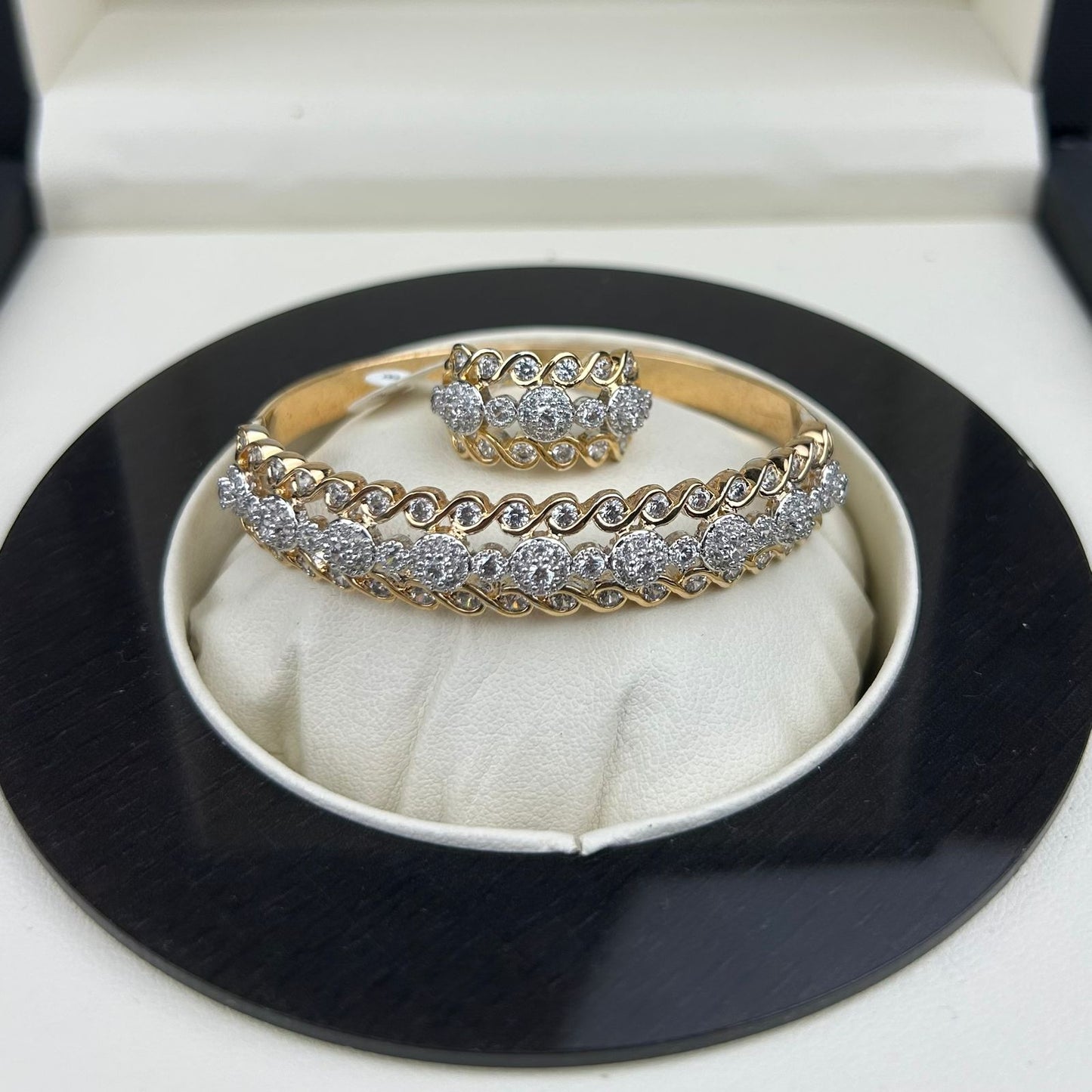 BANGLES One Carat B-032 With Ring